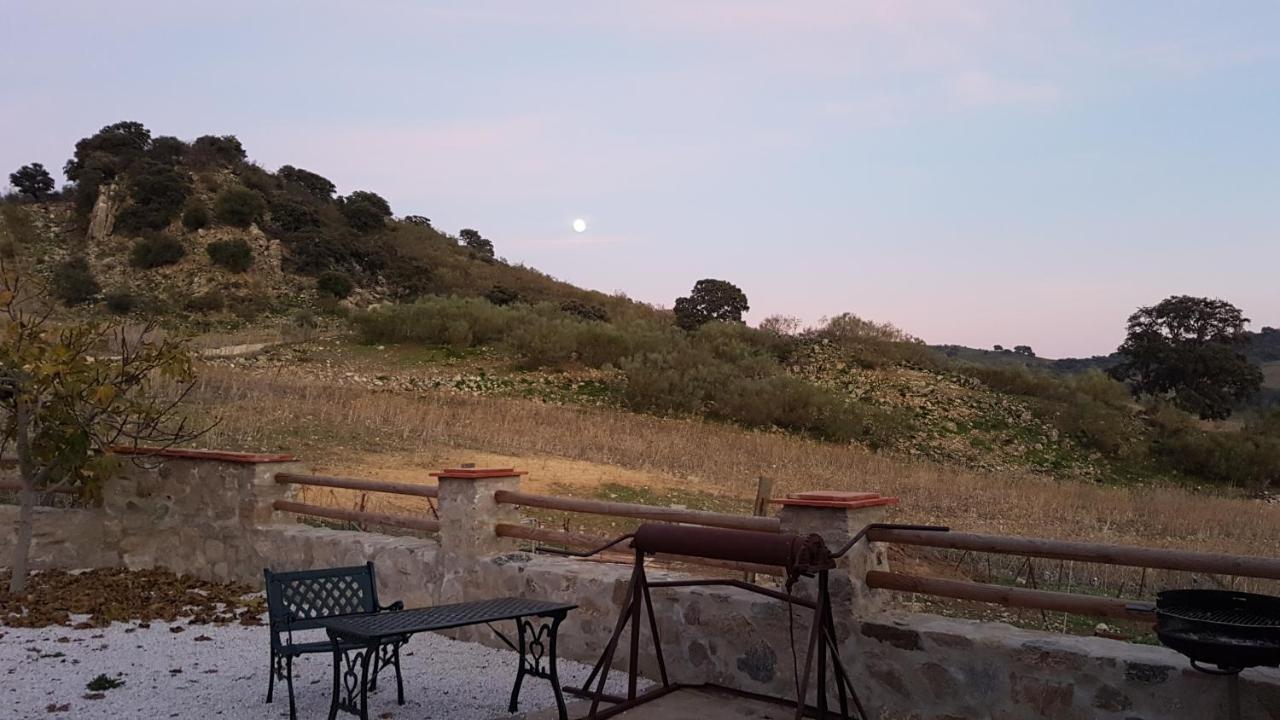 Cortijo La Laguna Ronda Exterior photo